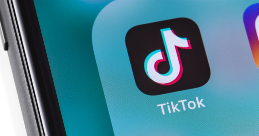 Tik Tok Moves into Ecommerce, Taps into the Rise of “Social Shopping”